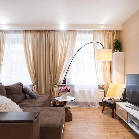 Ferienwohnung Baltic Amber In Diplomatic District & Free Parking Riga Exterior foto
