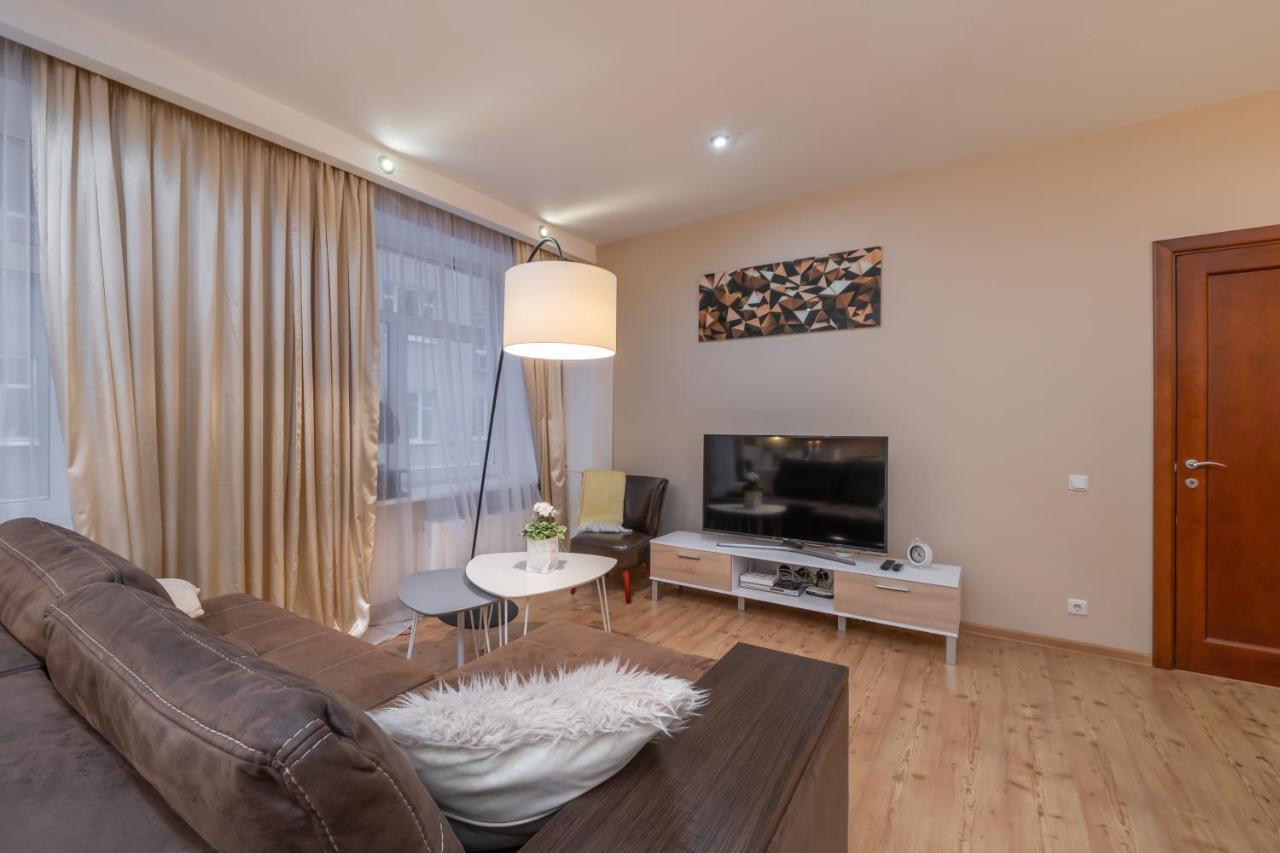 Ferienwohnung Baltic Amber In Diplomatic District & Free Parking Riga Exterior foto
