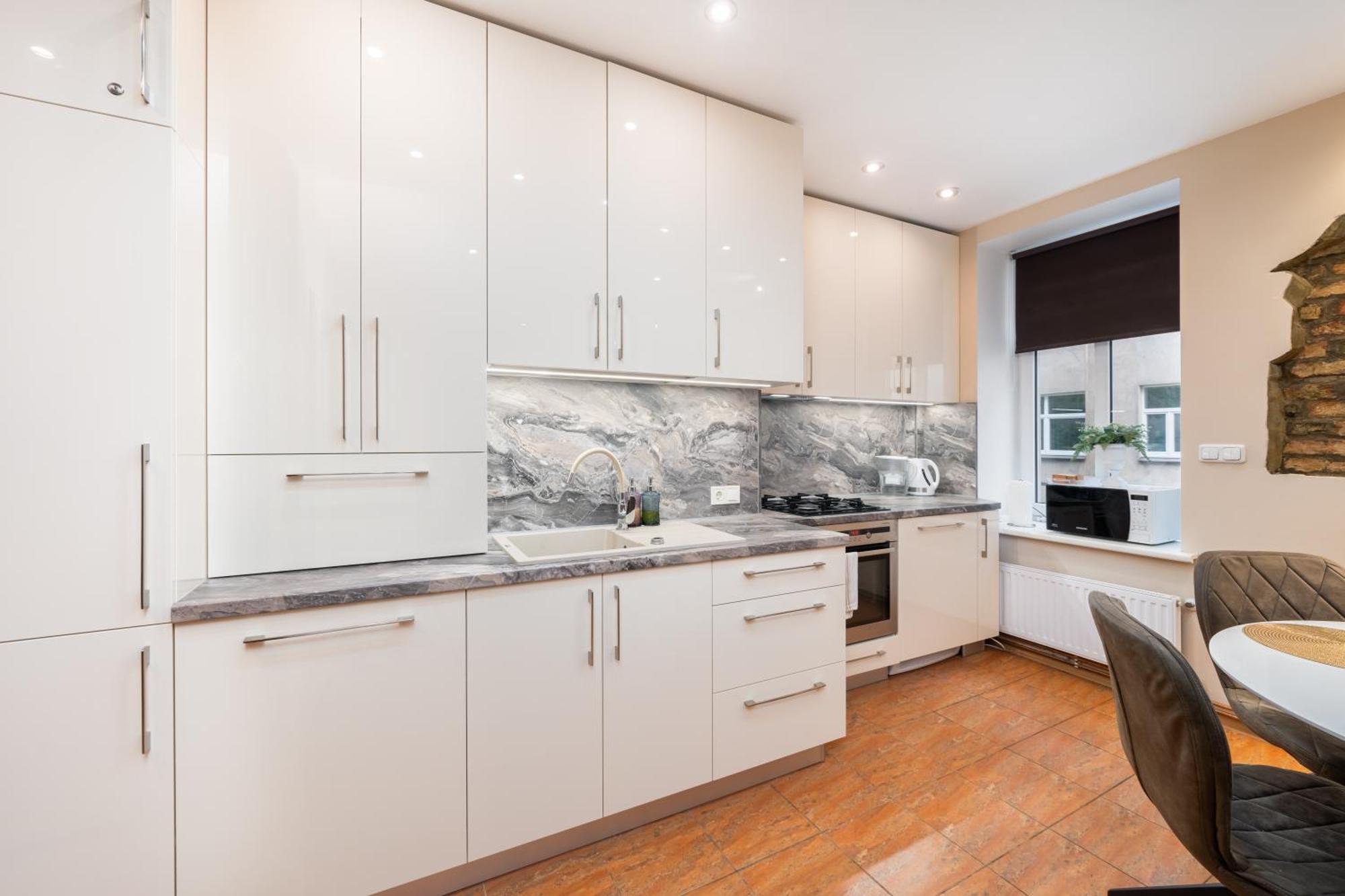 Ferienwohnung Baltic Amber In Diplomatic District & Free Parking Riga Exterior foto